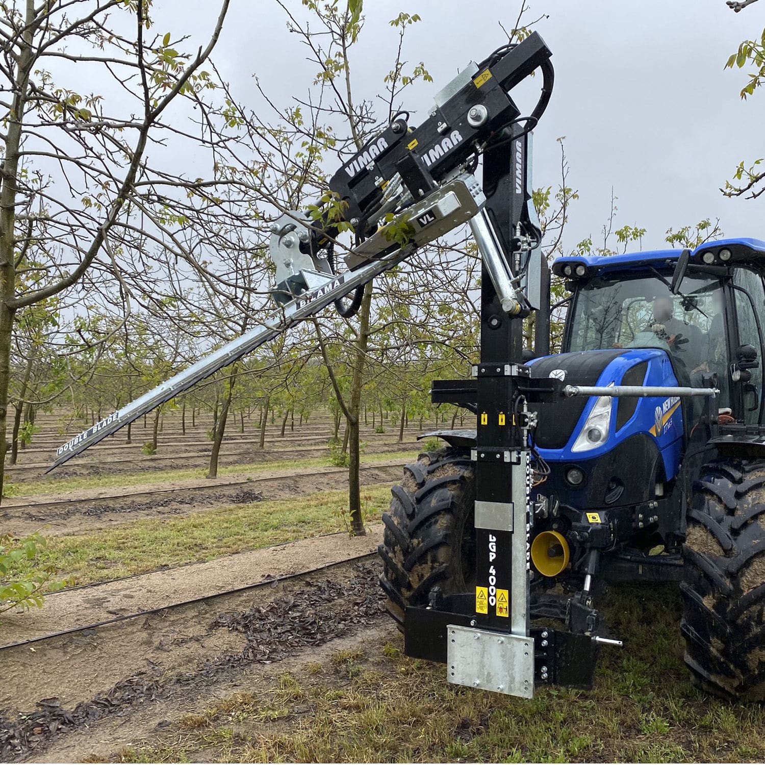 Subbark Machine Arboriculture pruning machine - 4000V - VIMAR EQUIPOS - tractor-mounted ...
