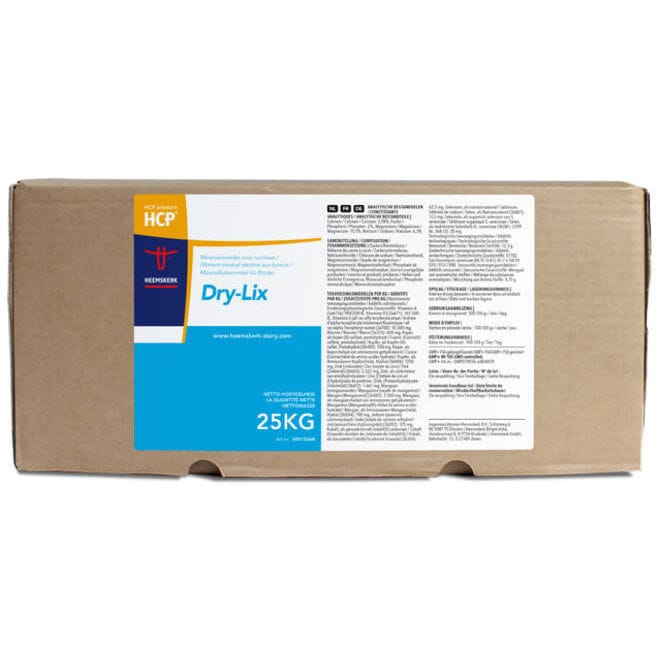 Cow salt lick DryLix heemskerk Dairy with trace elements