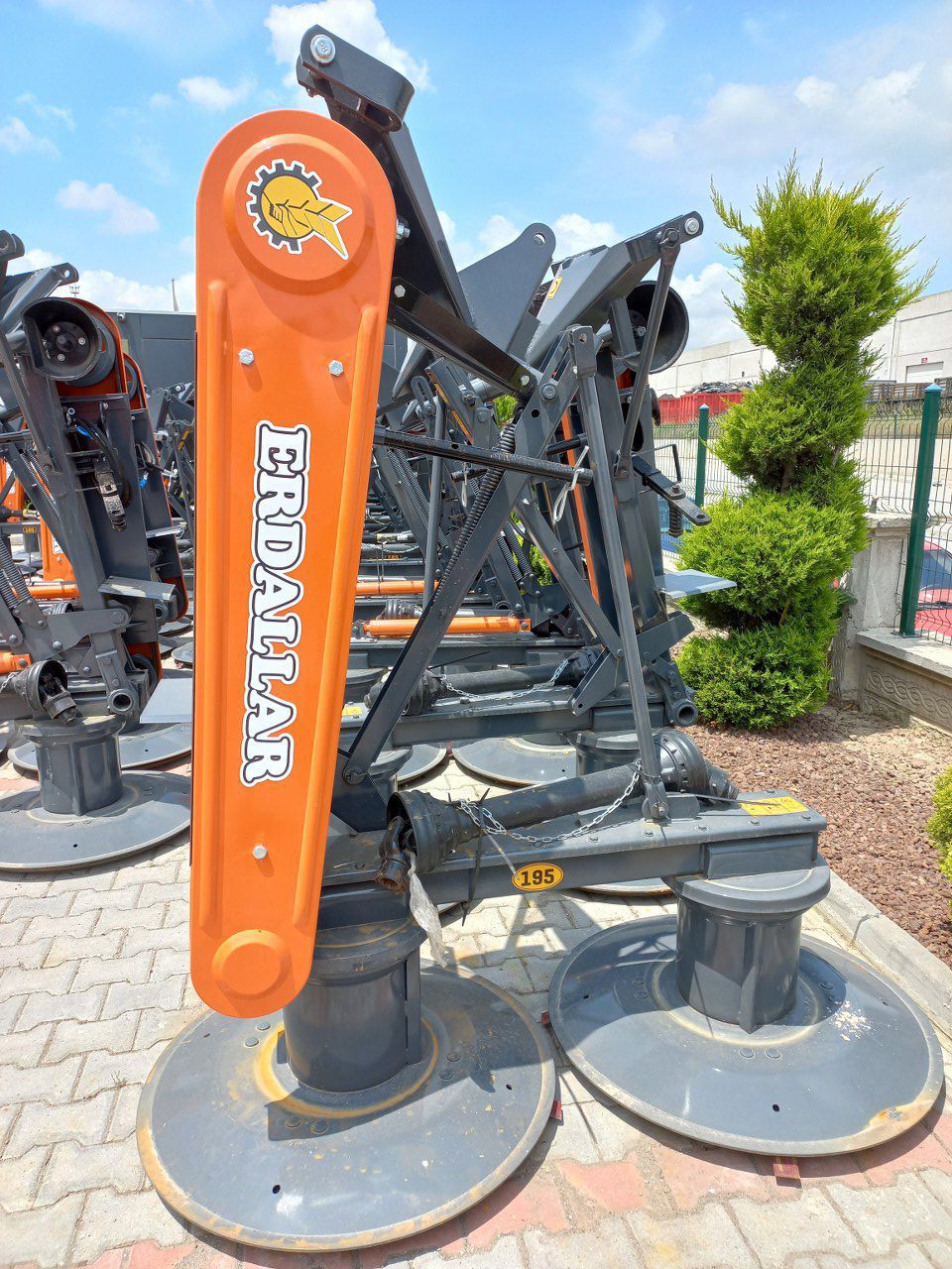 Mounted mower ERDALLAR AGRICULTURAL MACHINERY drum / 8 blades / 6