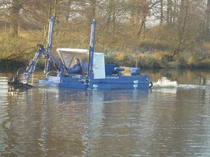 hydraulic dredger