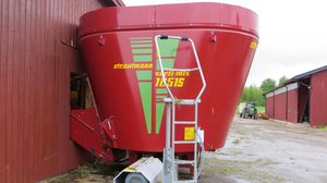 vertical mixing wagon
