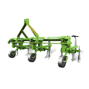 3-row ridger