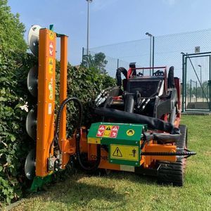 hydraulic hedge trimmer 1
