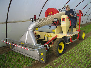 vegetable harvesting machine