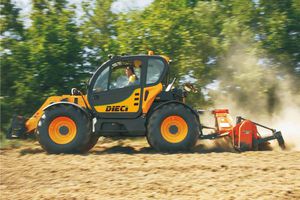 agricultural telehandler