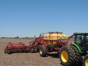 pneumatic seed drill