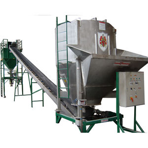 fertilizer blender with continuous weighing