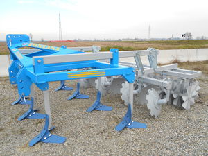 mounted field cultivator