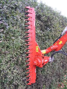 hydraulic hedge cutter