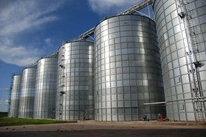 grain silo / galvanized steel / hopper / smooth-wall