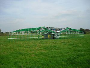 sludge spreading boom