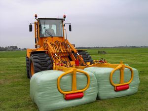 rectangular bale grab