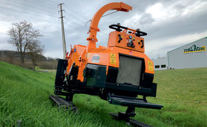 self-propelled wood chipper