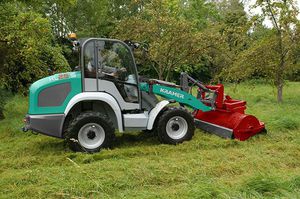 rubber-tired loader / with cab