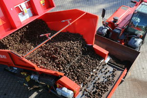 potato receiving hopper