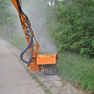 mounted sweeper / groundcare