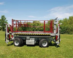 orchard harvest trolley 1