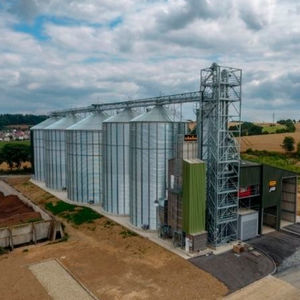 grain silo 1