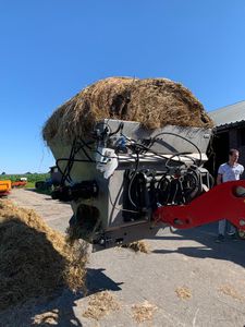 mounted bale feeder