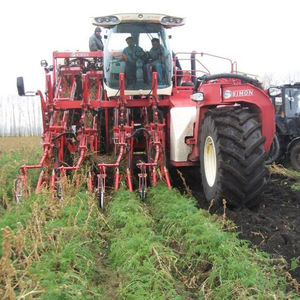 carrot harvester machine