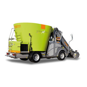 vertical mixing wagon