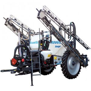 towed sprayer 1