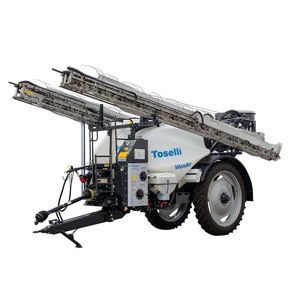 towed sprayer 1