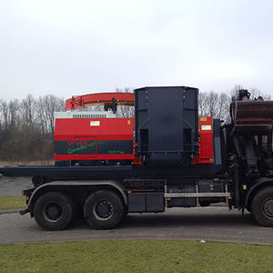 truck-mounted wood chipper