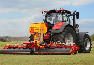 towed overseeder