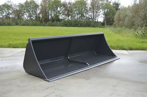 heavy-duty shovel bucket 1