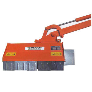 mounted reach mower / flail