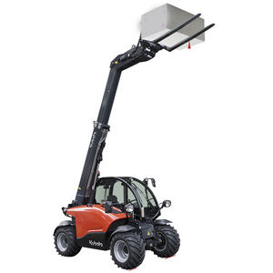 agricultural telehandler