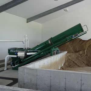 stationary sand separator