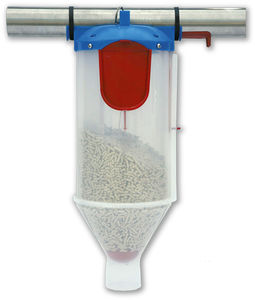 feed dispenser