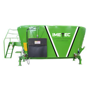 vertical mixing wagon