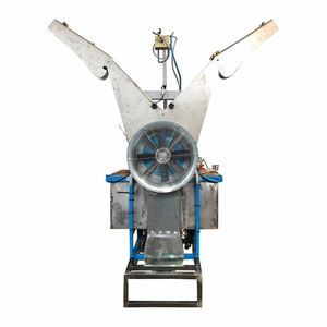 mounted agricultural atomizer