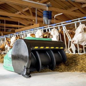 robotic feed pusher