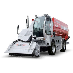 horizontal mixer / self-propelled / self-loading