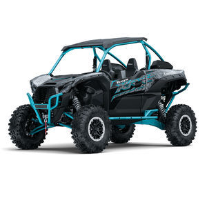 4x4 side-by-side vehicle