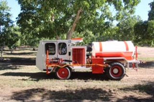 self-propelled sprayer