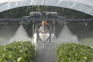 self-propelled sprayer