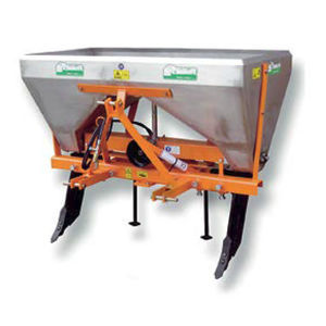 mounted fertilizer spreader