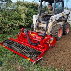 stone burier with roller