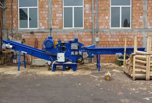 mounted wood chipper 1