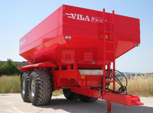 towed fertilizer applicator