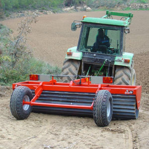 compacting roller