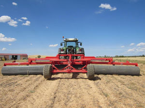 compacting roller