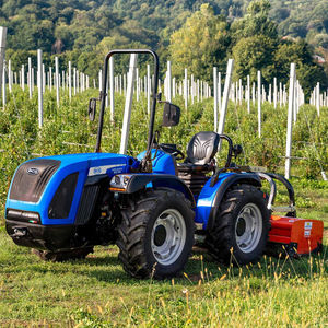 narrow tractor 1