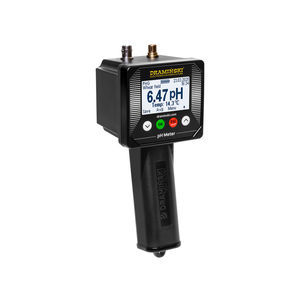 liquid pH meter 1