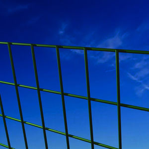 welded wire fence